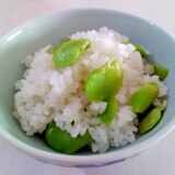 旬の一品☆そら豆ご飯